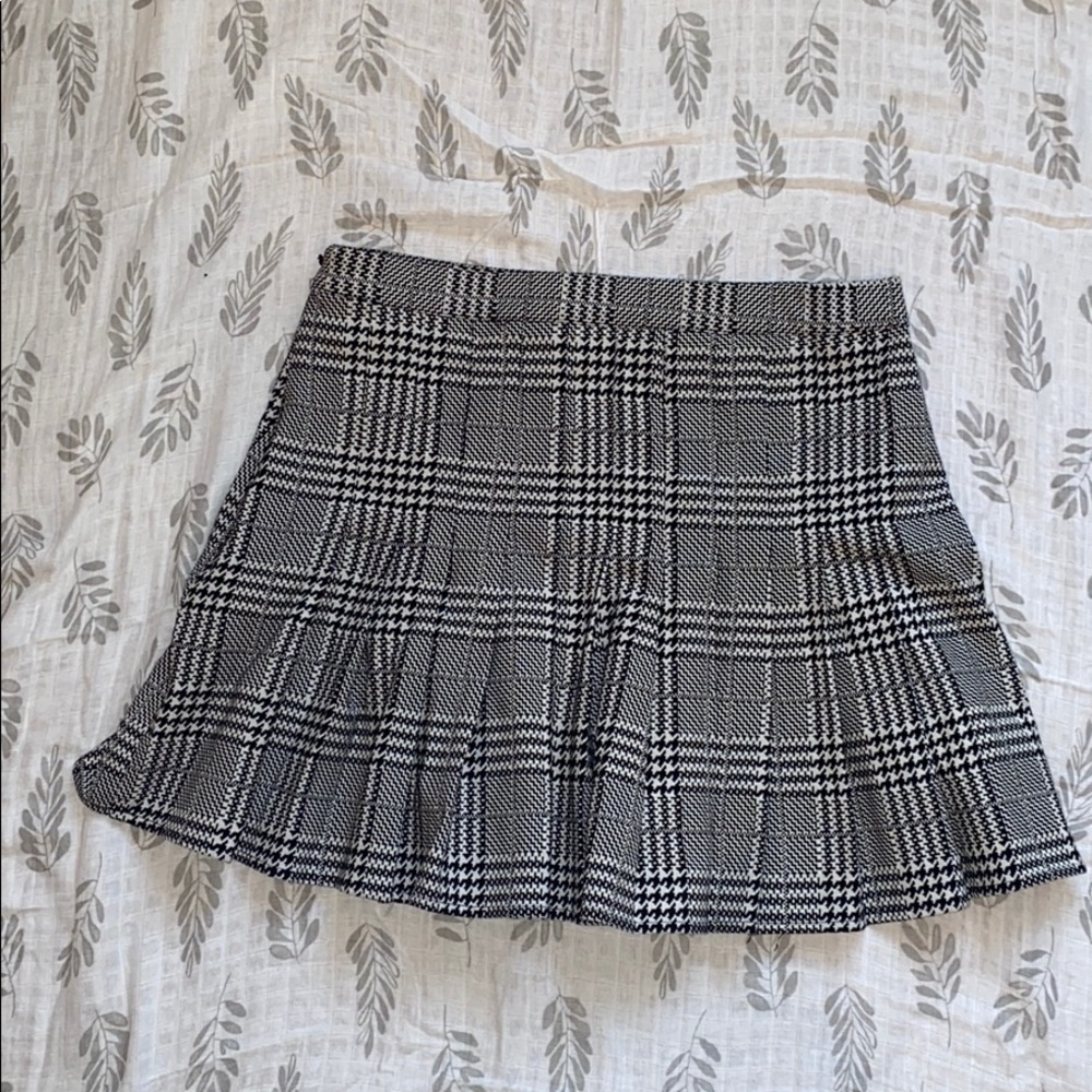 Mini plaid pleated skirt